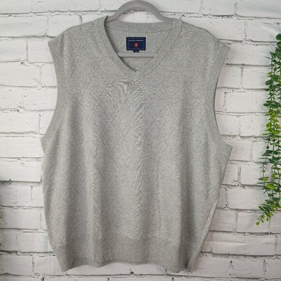 MENS SADDLEBRED GRAY SWEATER VEST, SIZE XL - Picture 1 of 6